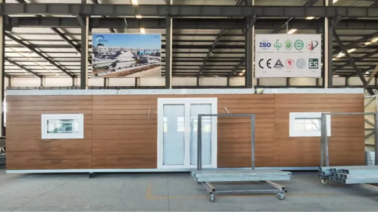 Lucas House: Prefab Foldable Home thumbnail 3