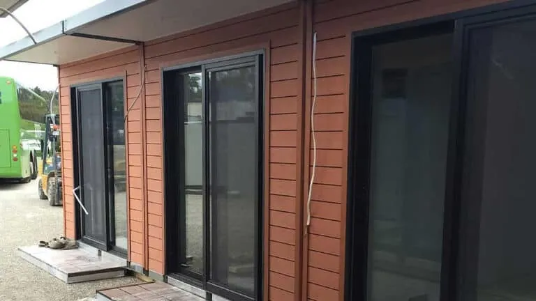 NZ Cabin thumbnail 3