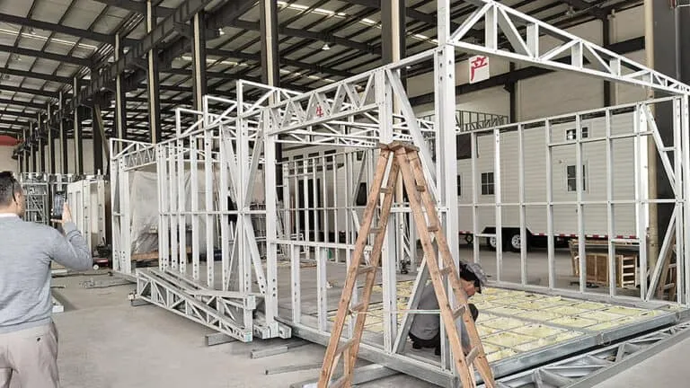 Foldable house Vincent House thumbnail 2