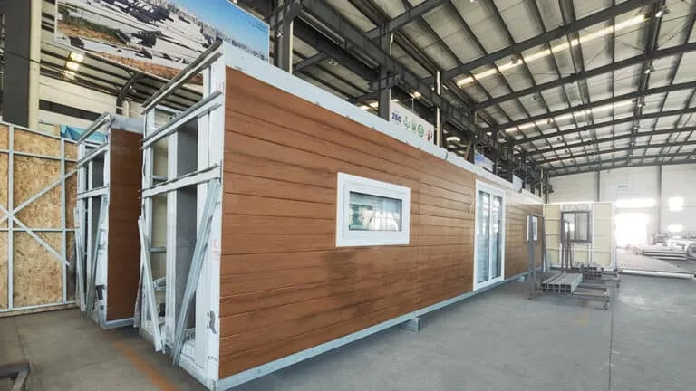 Patel House: Prefab Family Homes Foldable house thumbnail 3